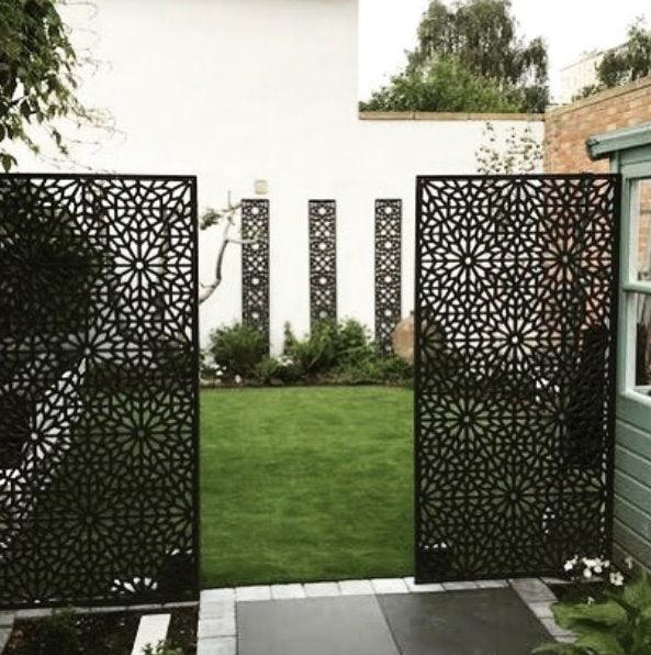 2 Moucharabiya Large Screen with 3 Posts + 3 FREE Trellises - Screen With Envy